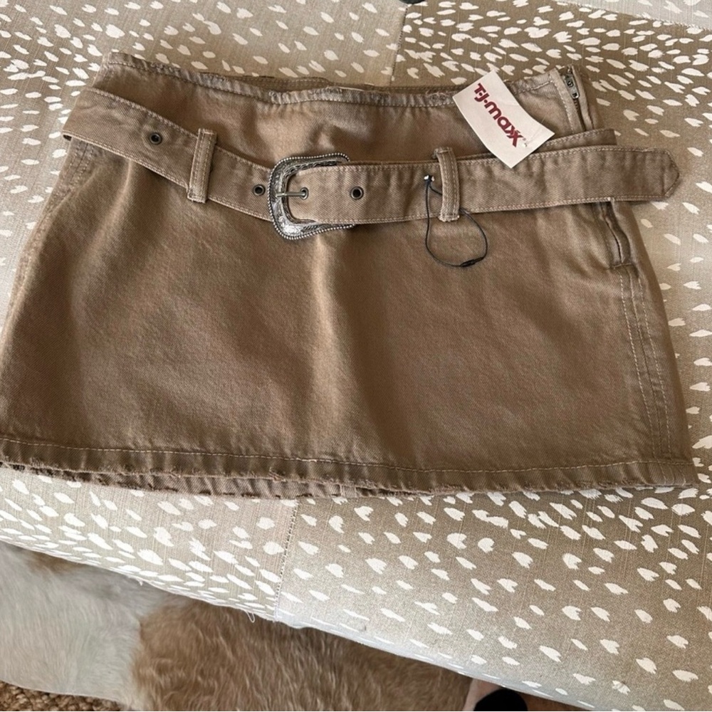 Zara Beige Mini Skirt